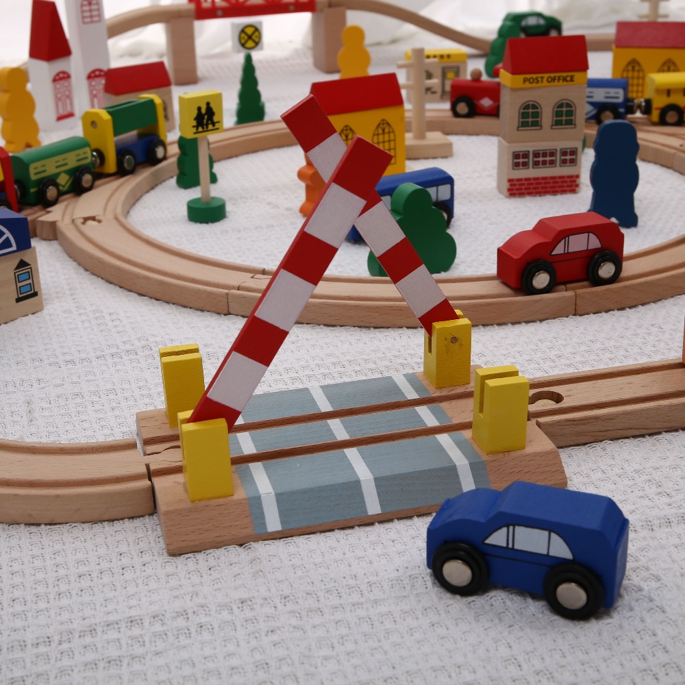 Wooden train set with track sl - Toy Train Track Set reseña y precio